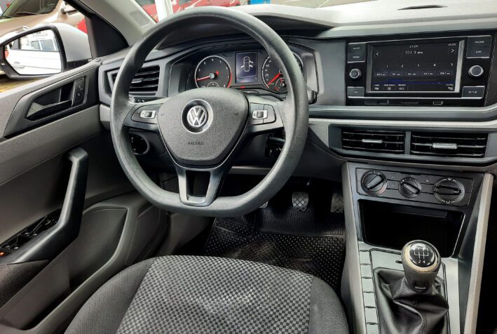 VOLKSWAGEN POLO 1.6 FLEX