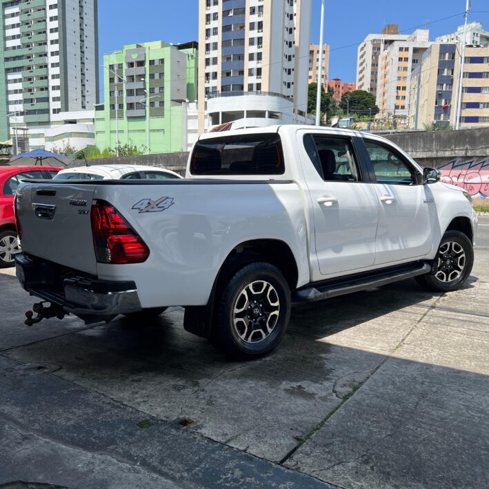 TOYOTA HILUX CABINE DUPLA SRV 4X4 2.8 TDI diesel Aut