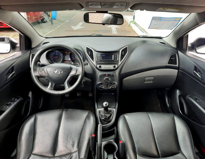 HYUNDAI HB20S 1.0 COMFORT MANUAL FLEX