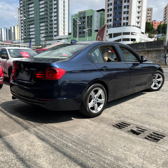 BMW 320i 320i 2.0 Turbo