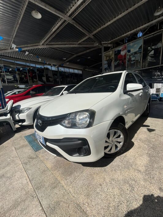 TOYOTA ETIOS SEDAN 1.5X 1.5