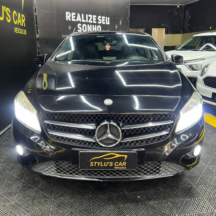 MERCEDES BENZ A200 Classe A 200 1.6 TB 16V Urban 156cv