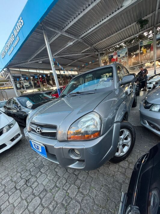HYUNDAI TUCSON GL 2.0