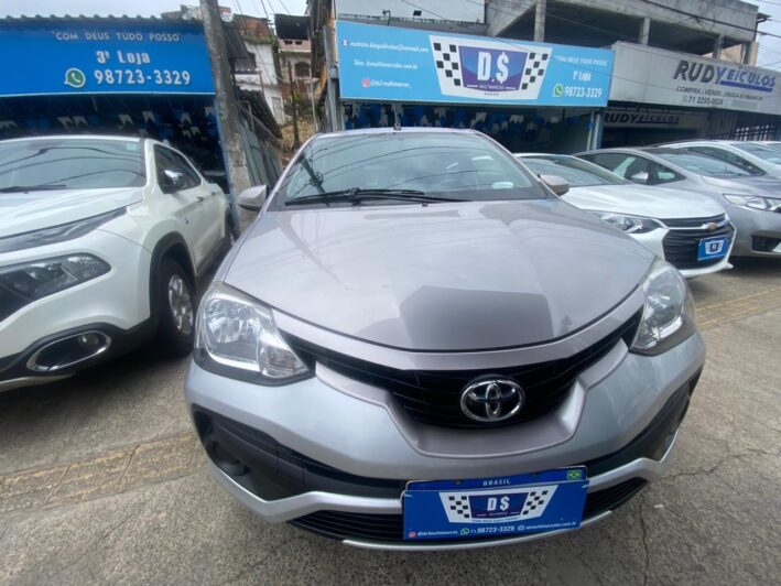 TOYOTA ETIOS HATCH 1.3 X FLEX 1.3 X Hatch