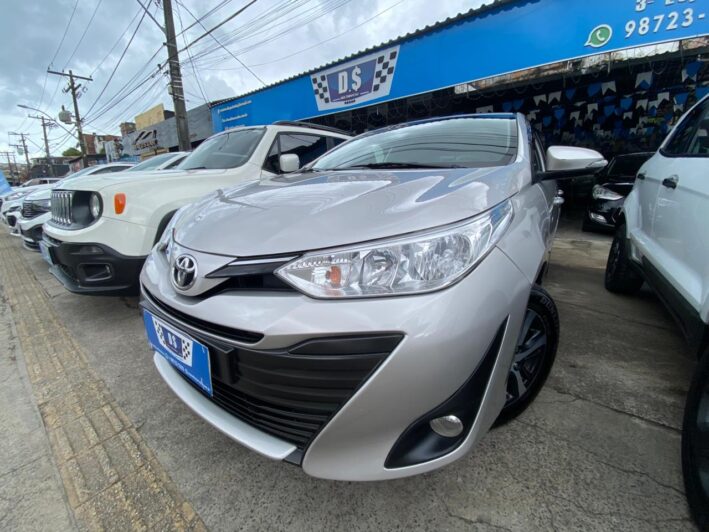 TOYOTA YARIS SEDAN 1.5 XS AUTOMATICO